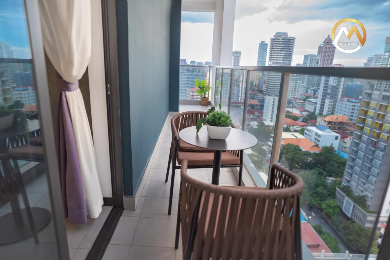 Infinity Pool Hotel Phnom Penh Down To 24 Usd In M Residence 외부 사진