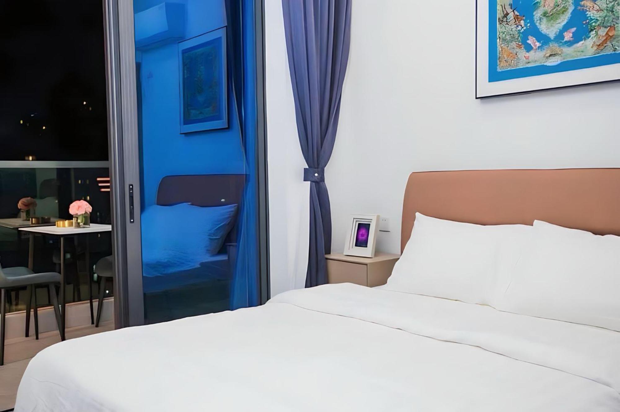 Infinity Pool Hotel Phnom Penh Down To 24 Usd In M Residence 외부 사진